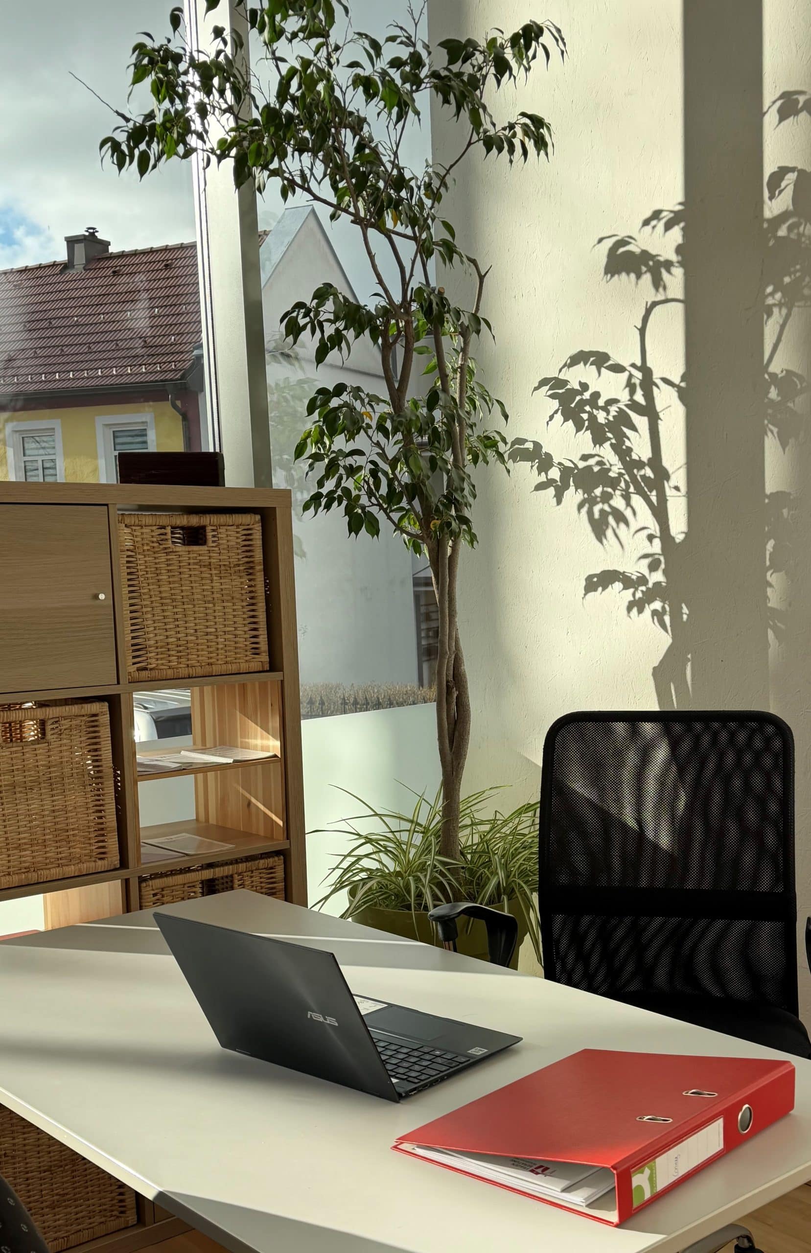 Her Voice Cafe &ndash;Begegnung, Austausch und Information